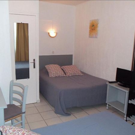 Hotel Du Musee Menton Rum bild